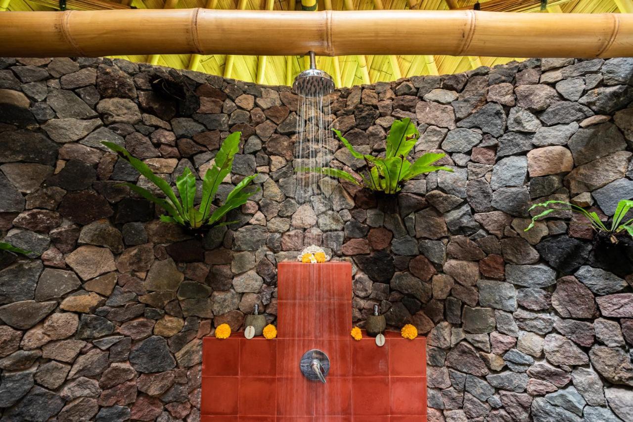 Bamboo Turtles Lodge
